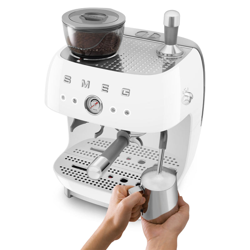 Smeg Espressomaschine mit Mahlwerk Weiß EGF03WHEU