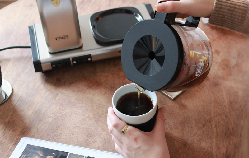 Machine à café filtre Moccamaster KBG Select Jaune Pastel